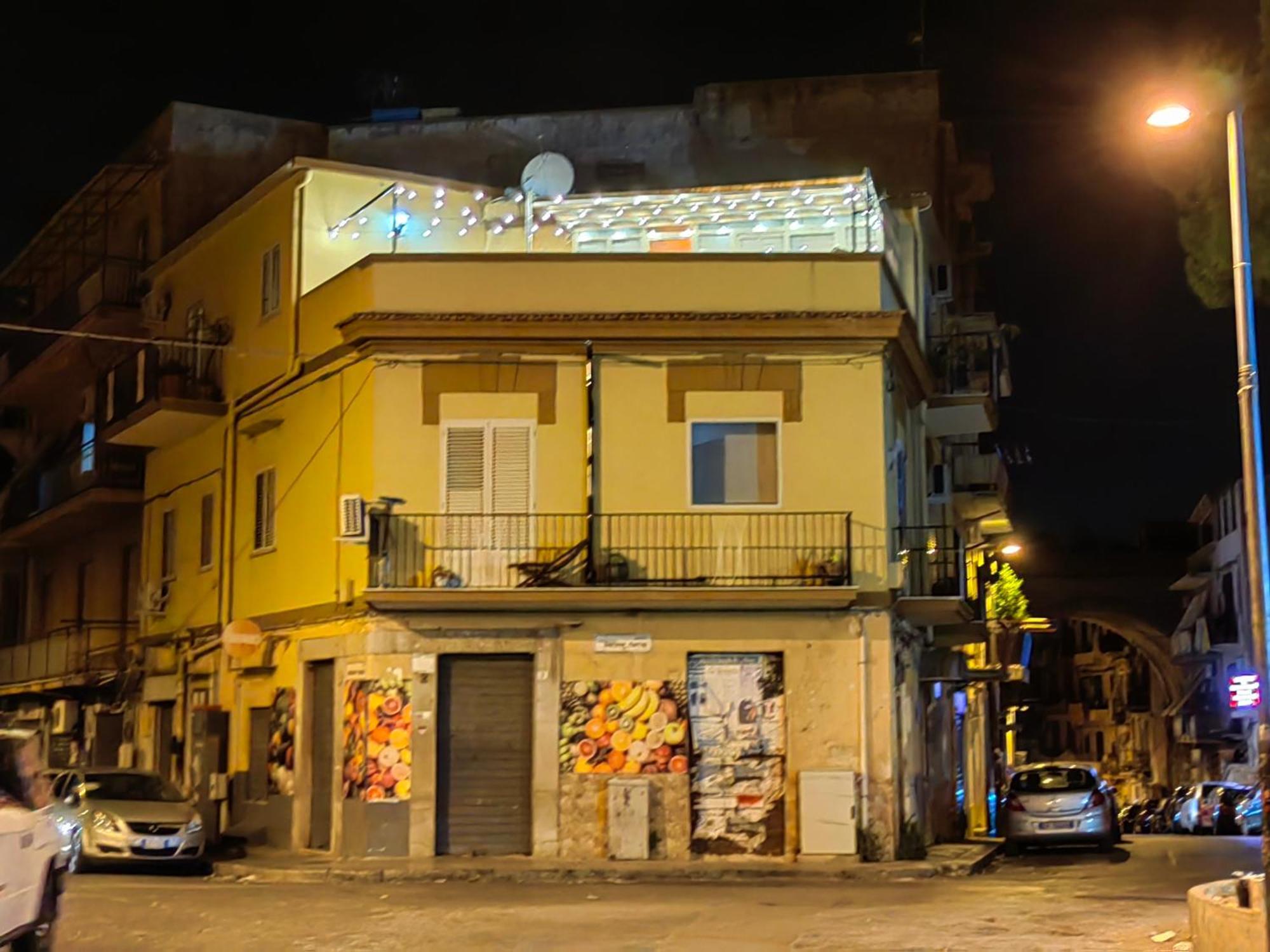 In Piazza Casavacanze Palermo Luaran gambar